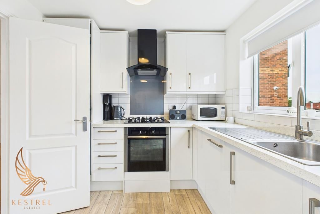 Property photo 3 of 21 12.Png