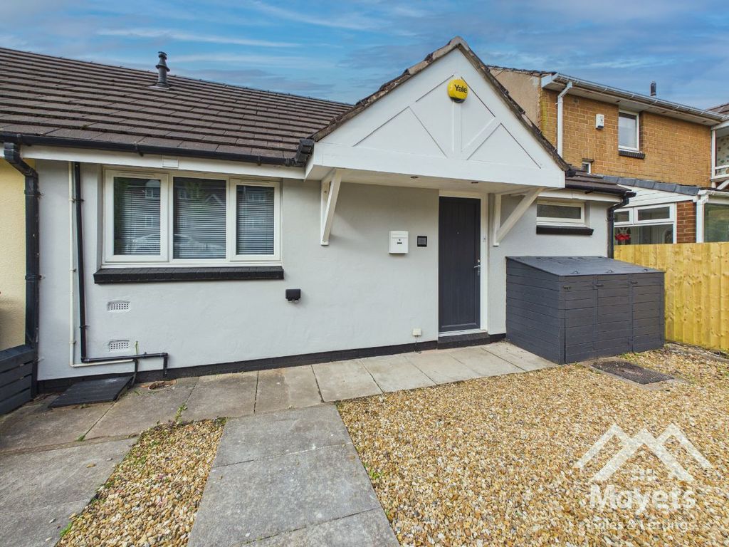 Property photo 2 of 19