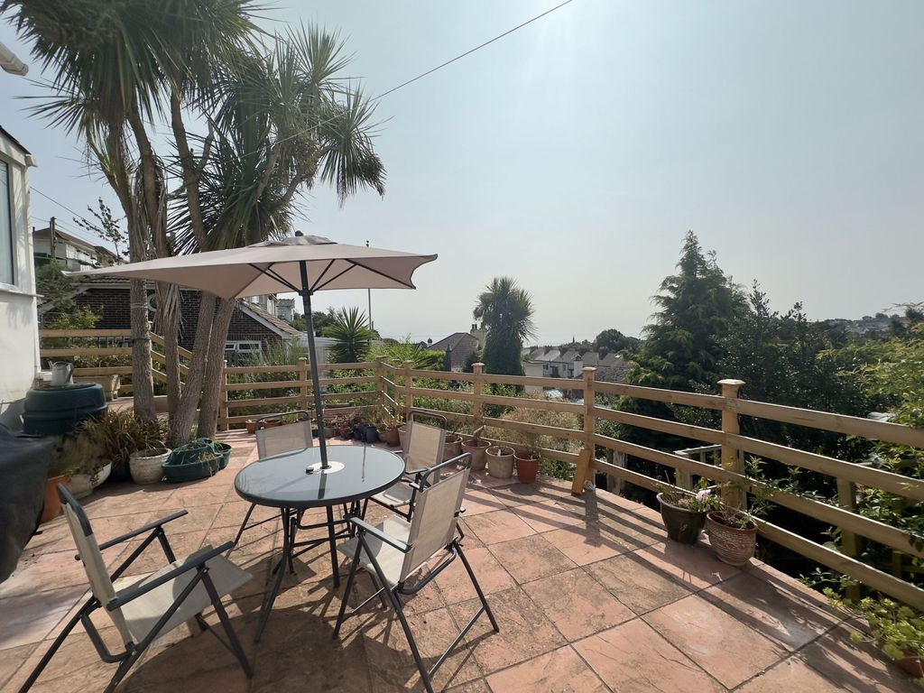 Property photo 1 of 25 Photo 3