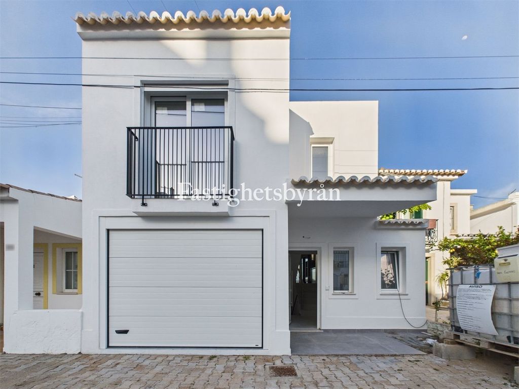 Property photo 1 of 35