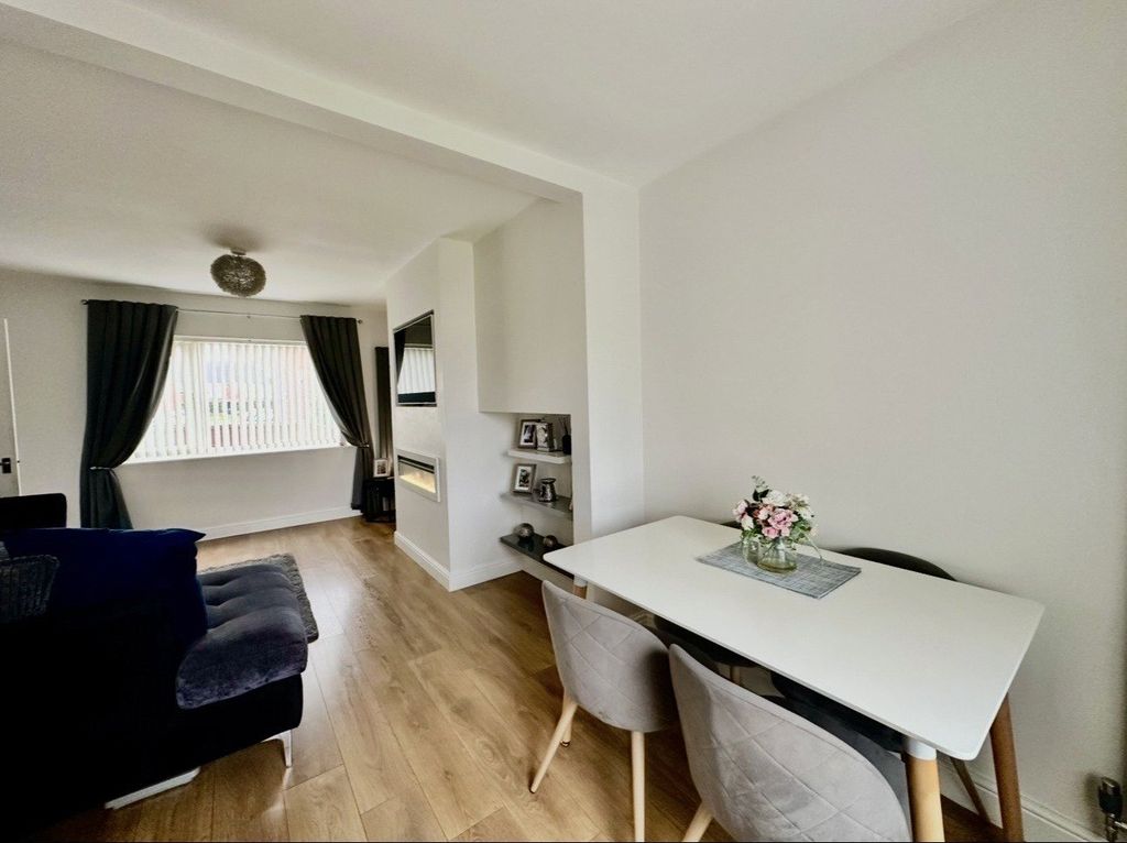 Property photo 3 of 19 Picture No. 22