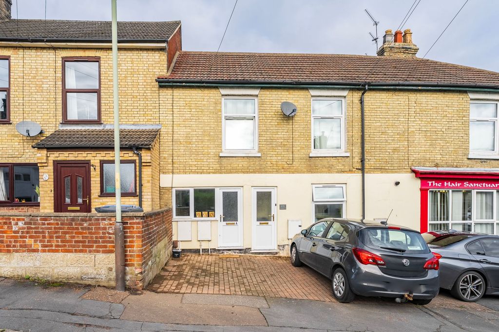 Property photo 1 of 11