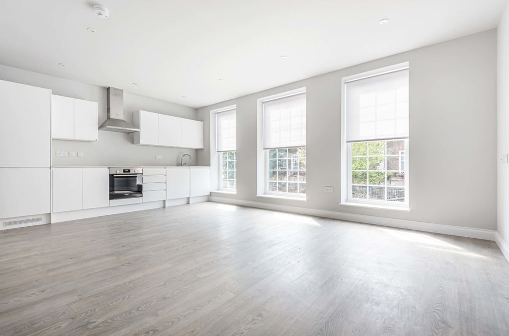 Property photo 2 of 7 632282 (2)