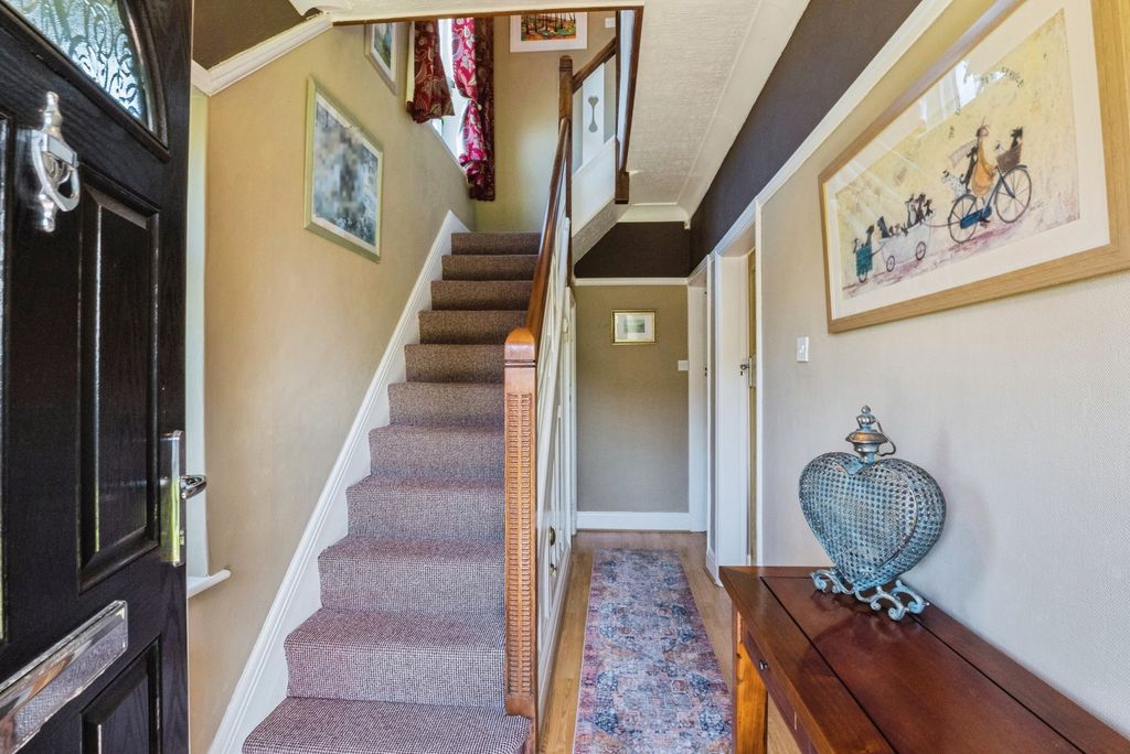 Property photo 2 of 22 Pbox-Img.Jpg