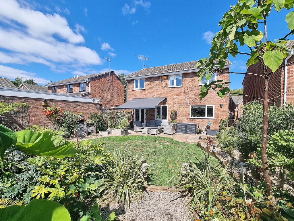 Property photo 2 of 15