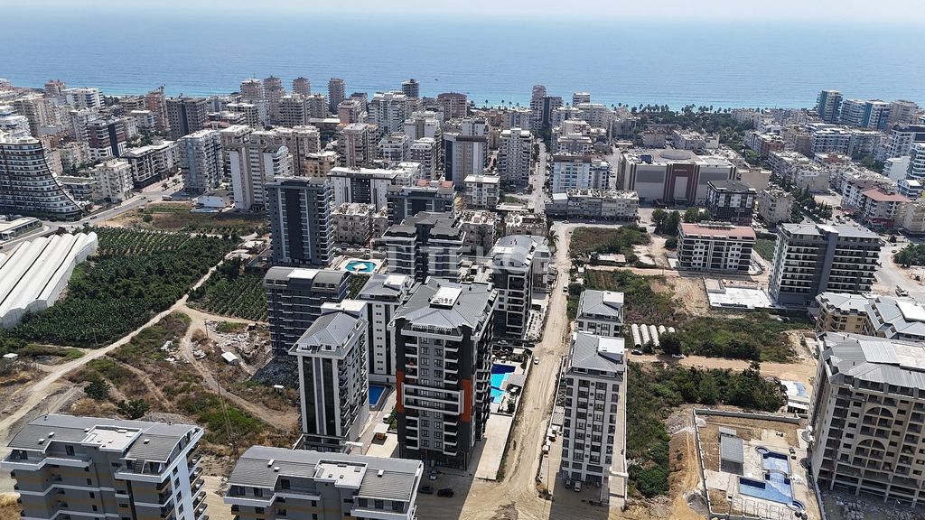 Property photo 2 of 31