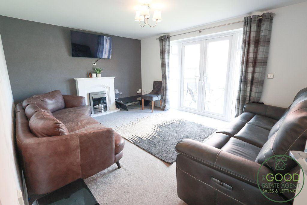 Property photo 2 of 22