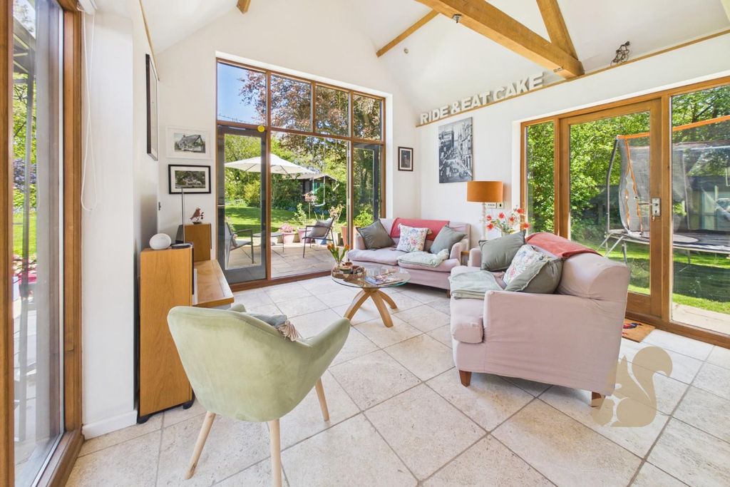 Property photo 3 of 28 Kitchen/Breakfast Room