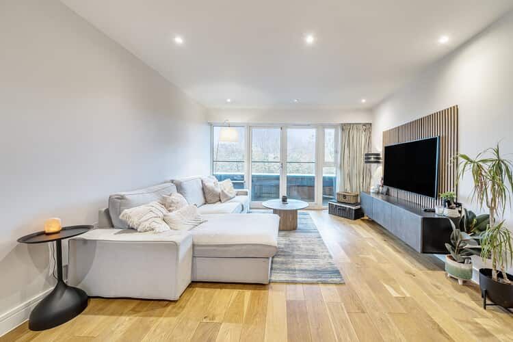 Property photo 3 of 18