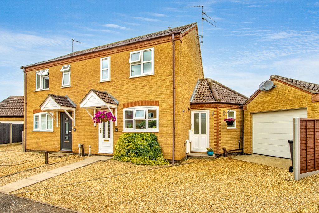 Property photo 1 of 26 4305823