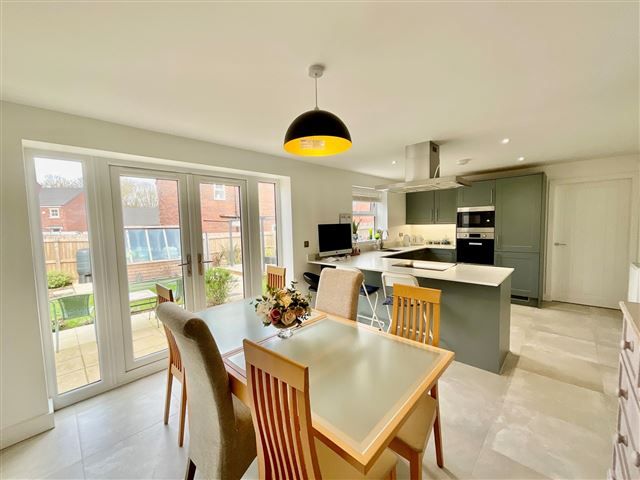 Property photo 2 of 21 Kitchen Diner