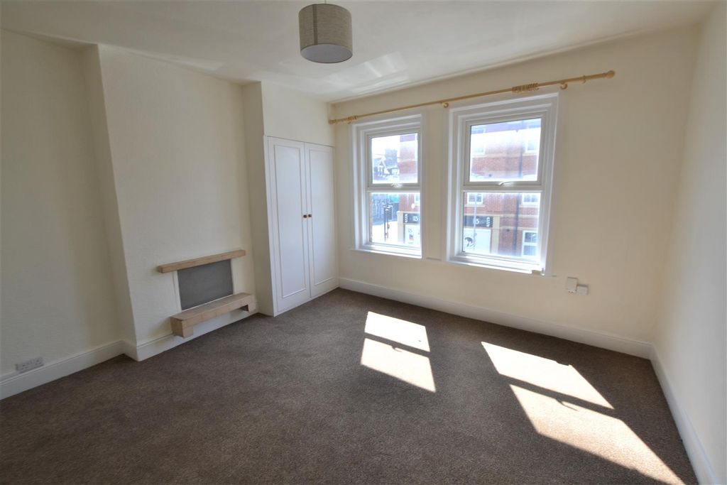 Property photo 1 of 4