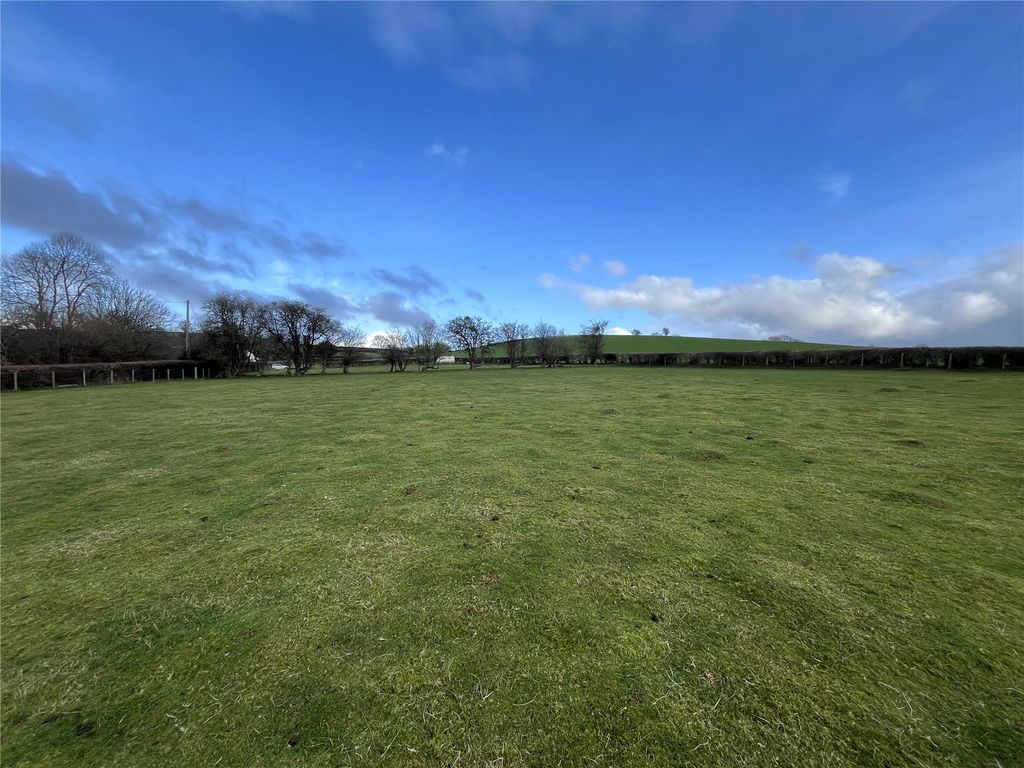 Property photo 2 of 9 Picture No. 02