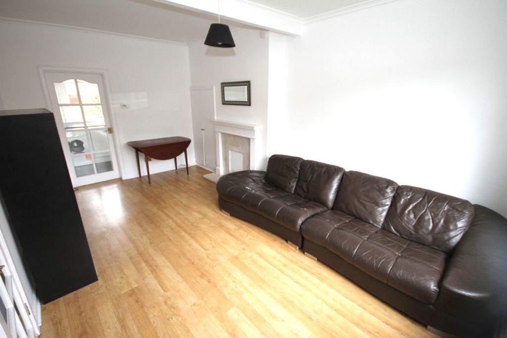 Property photo 3 of 20 Photo 3