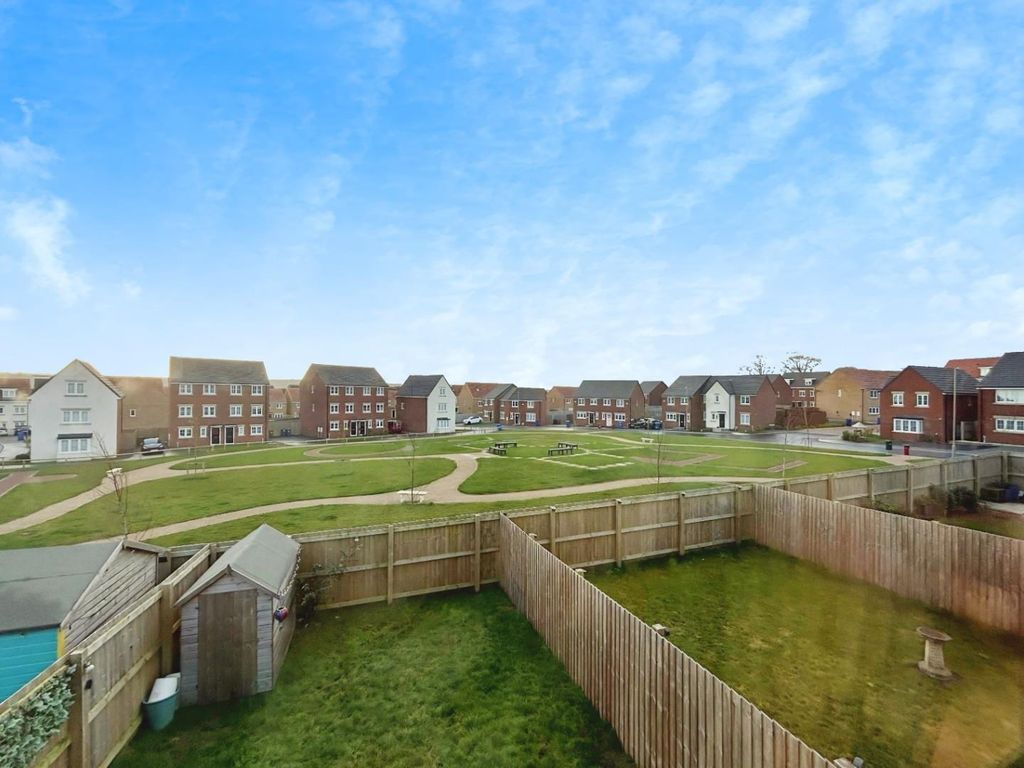 Property photo 2 of 22 7c3Aa8Da-View 20Maximus.Jpg