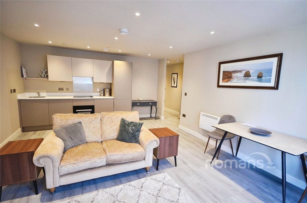 Property photo 2 of 6 Picture No. 03