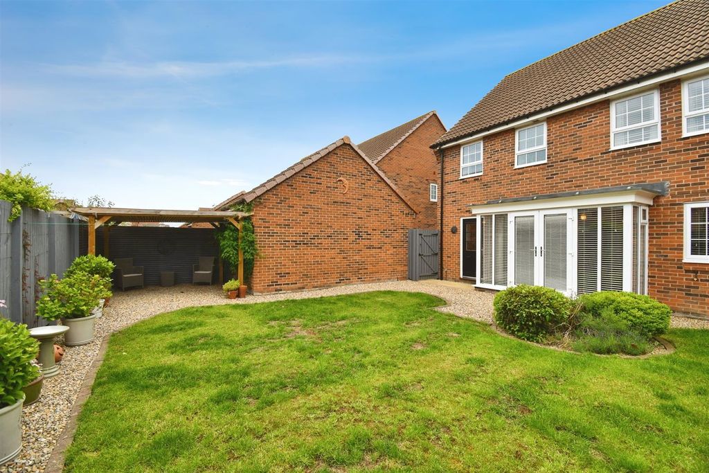 Property photo 2 of 16 3A9024Ba-U 20 20 2864 29.Jpg