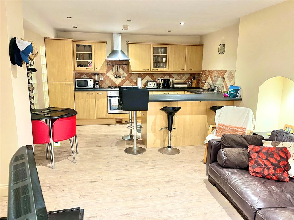 Property photo 3 of 11 Picture No. 07