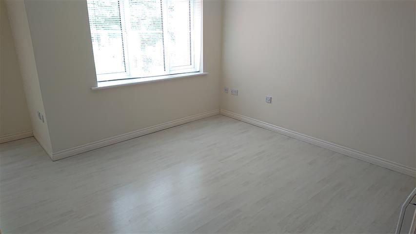 Property photo 3 of 9 Living Room