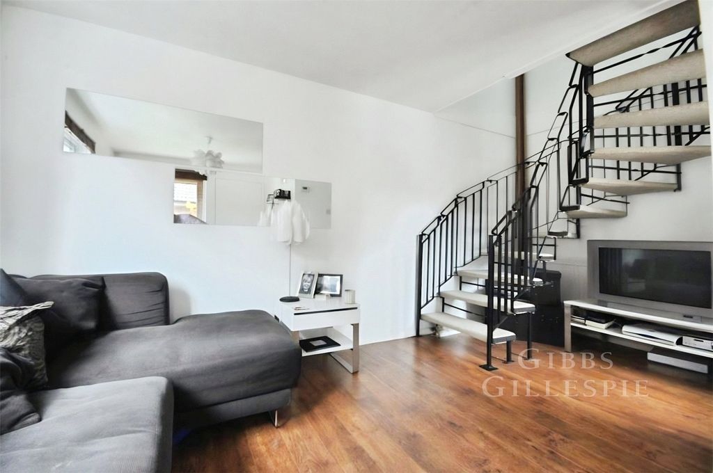 Property photo 3 of 6 Picture No. 05