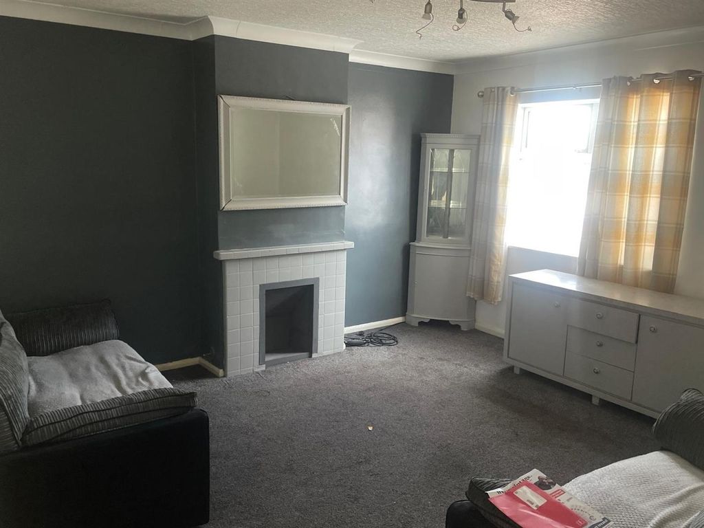 Property photo 2 of 17 Pic 6.Jpg
