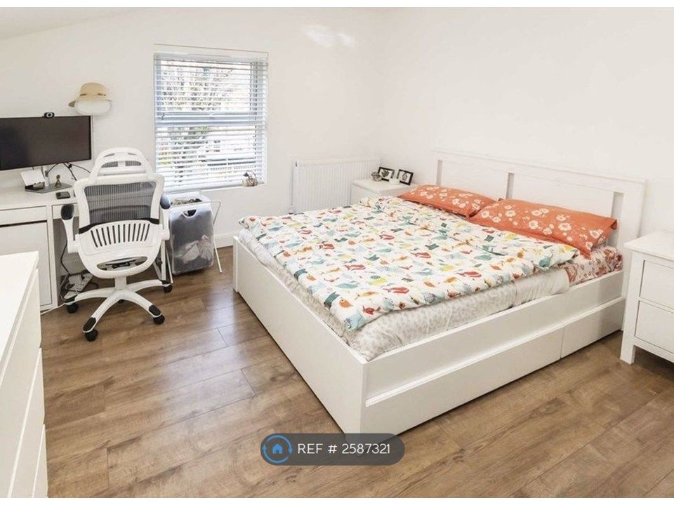 Property photo 2 of 4