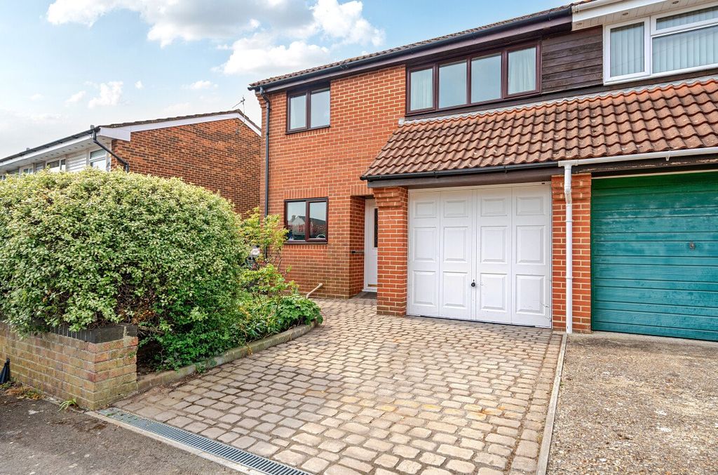 Property photo 1 of 11 Picture No. 01