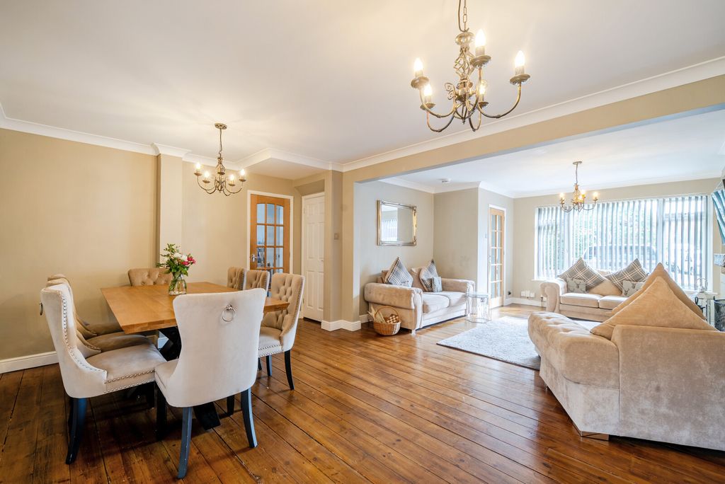 Property photo 2 of 18 1424246-21-69B817...