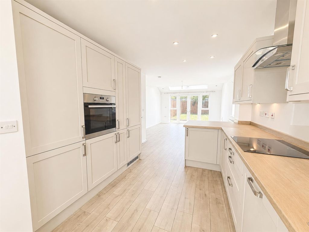 Property photo 2 of 15 Kitchen 2.Png