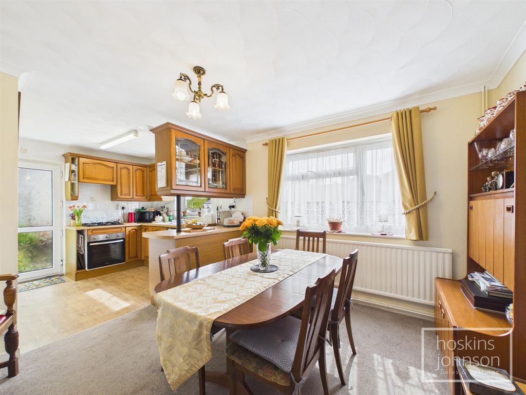 Property photo 3 of 23 Kitchen/Diner