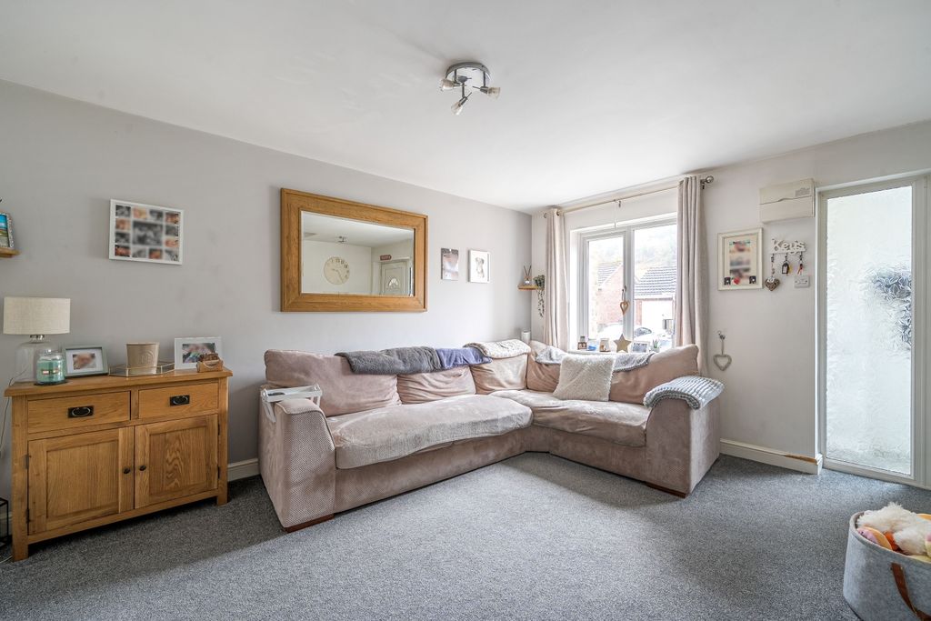 Property photo 2 of 16 1417359-7-699c6807E940d