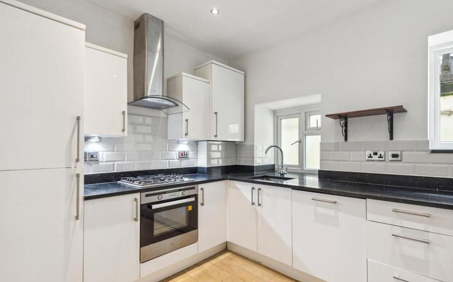 Property photo 2 of 7 2