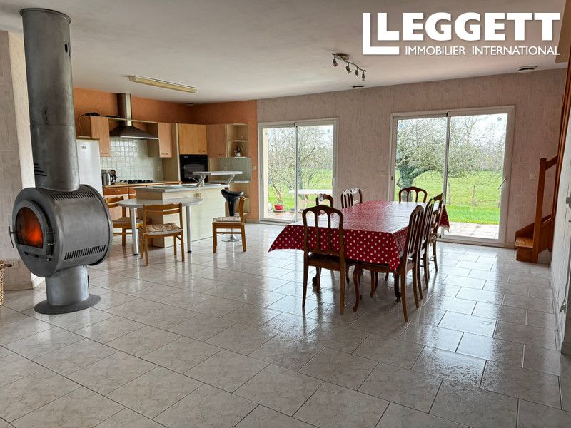 Property photo 3 of 10