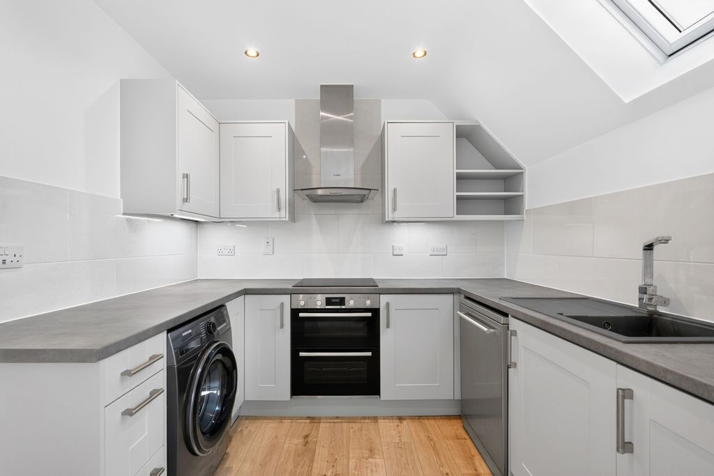 Property photo 2 of 14 Pbox-Img.Jpg