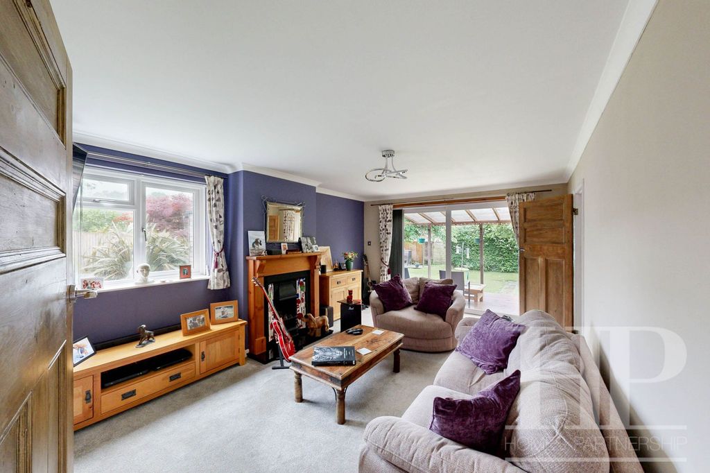 Property photo 3 of 18