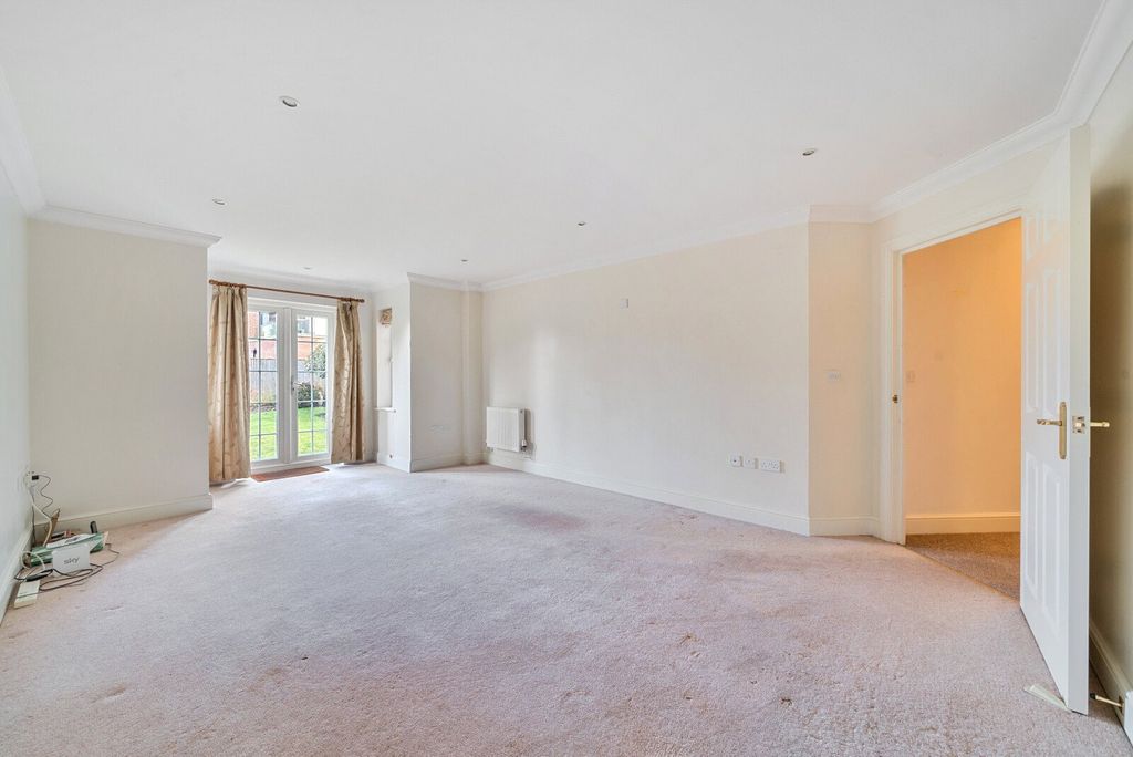 Property photo 3 of 18 Picture No. 04