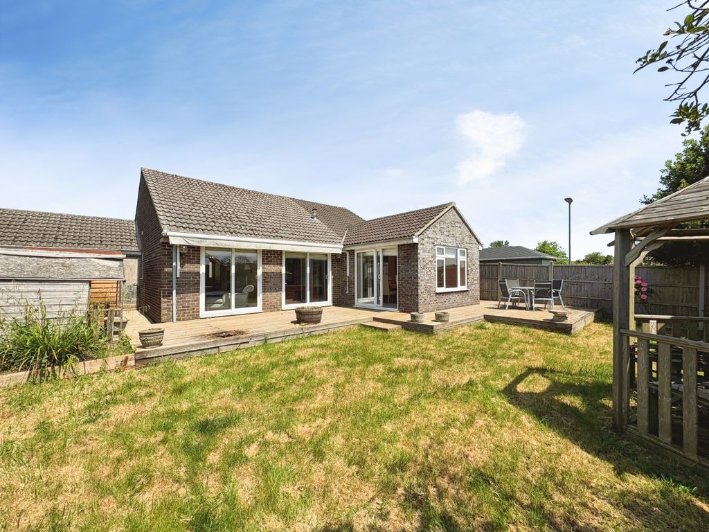 Property photo 2 of 25 6ce430d6-26