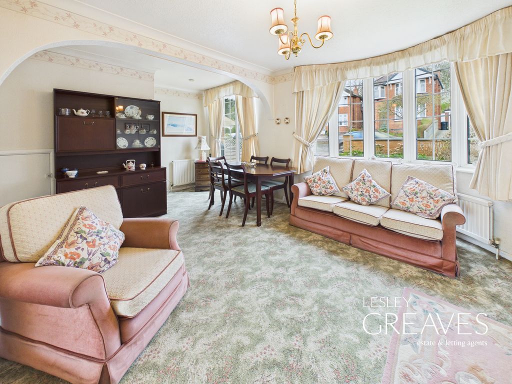 Property photo 3 of 23 Dining Room