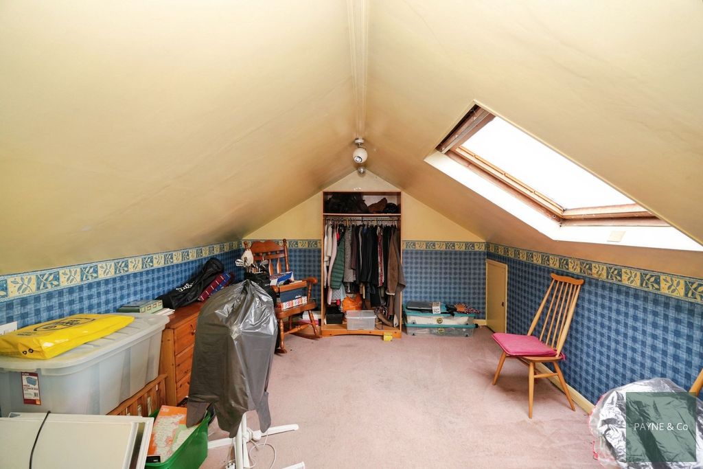 Property photo 3 of 22