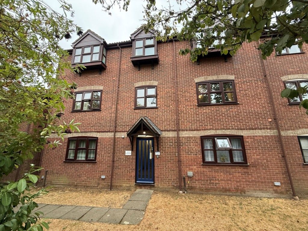 Property photo 1 of 10 General View Of The Block At Enville Way