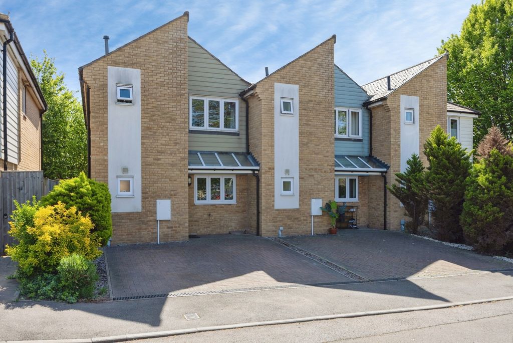 Property photo 1 of 20 Pbox-Img.Jpg