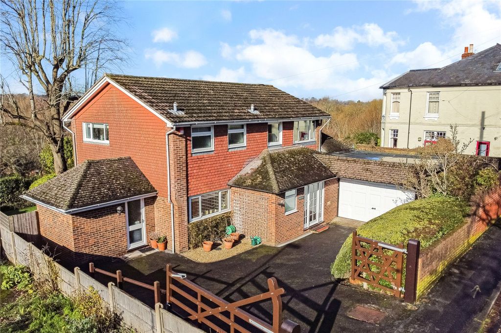 Property photo 1 of 13 Front Aspect