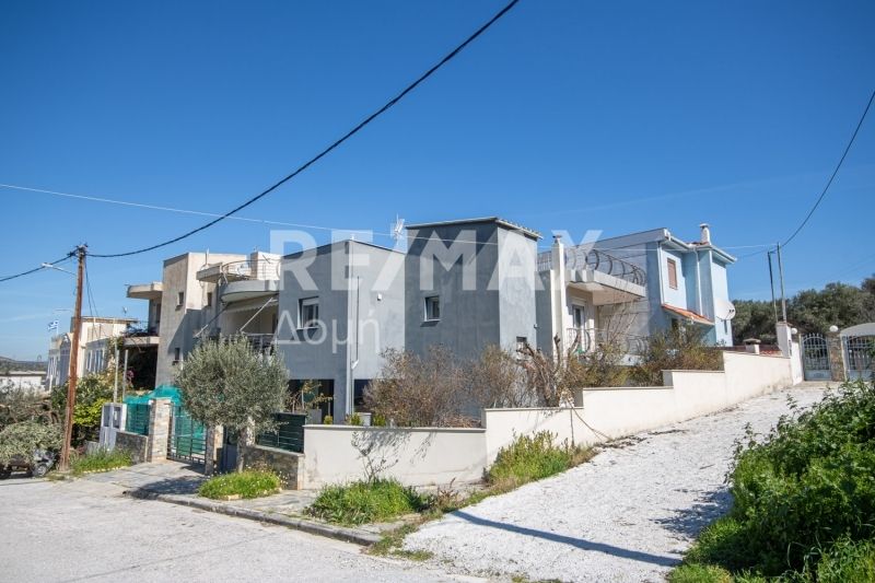 Property photo 1 of 50