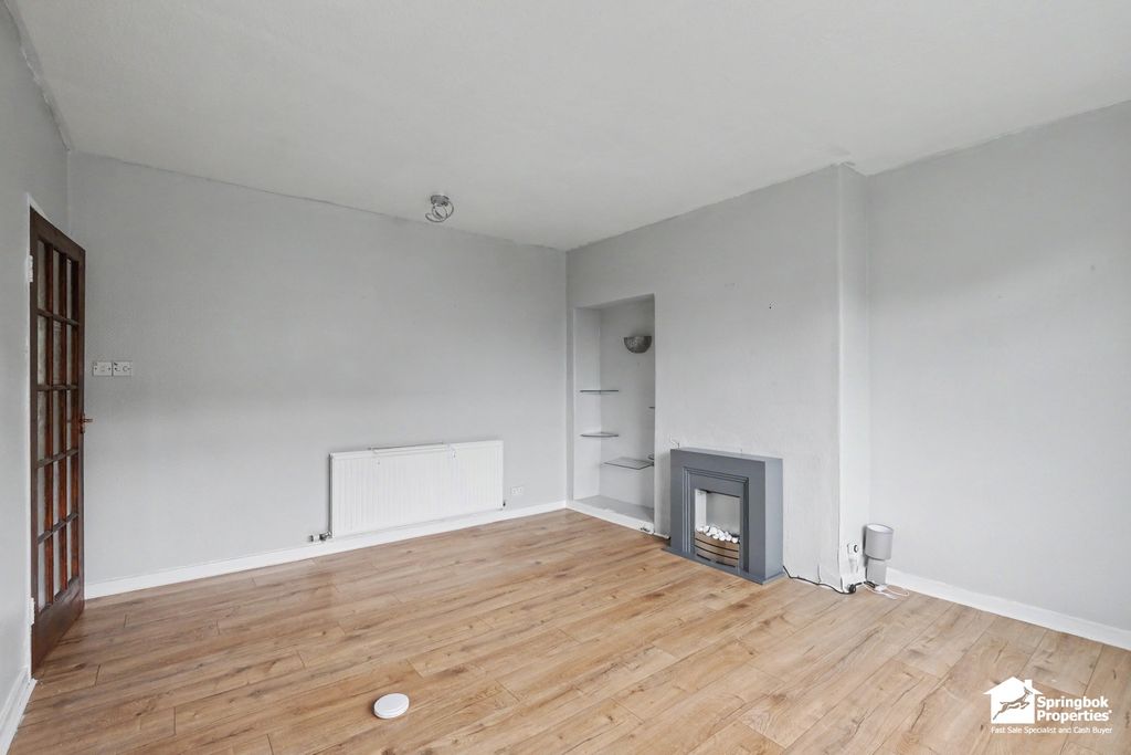 Property photo 3 of 18 Image 2