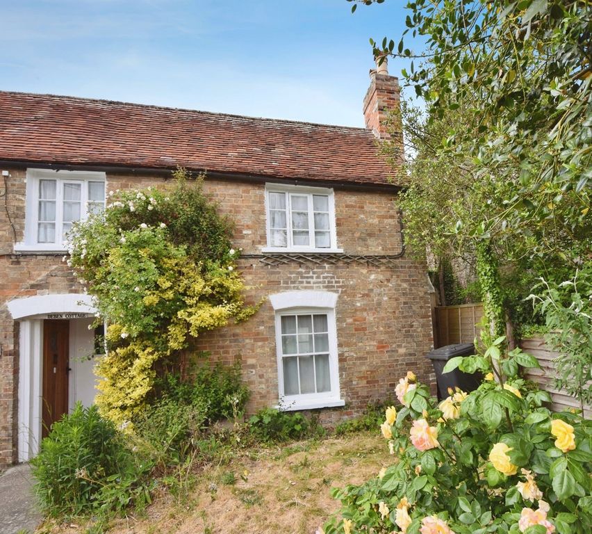 Property photo 2 of 33
