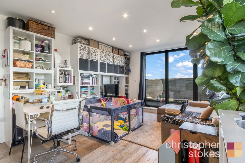 Property photo 3 of 16 4867554