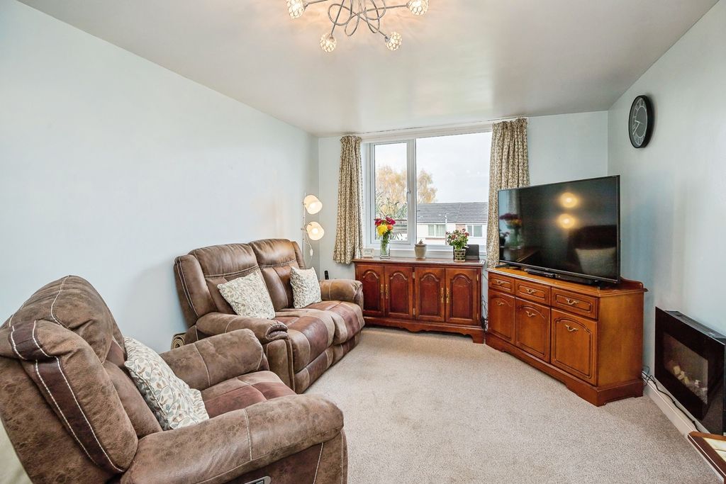 Property photo 3 of 15 Lounge Diner