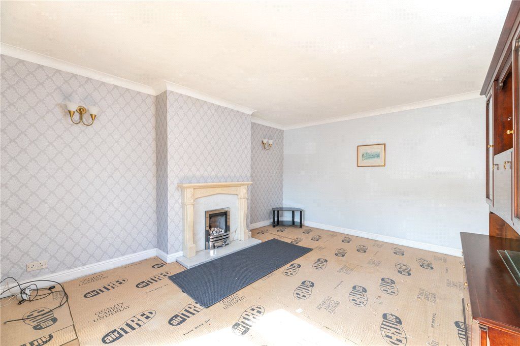 Property photo 3 of 36 Living Room