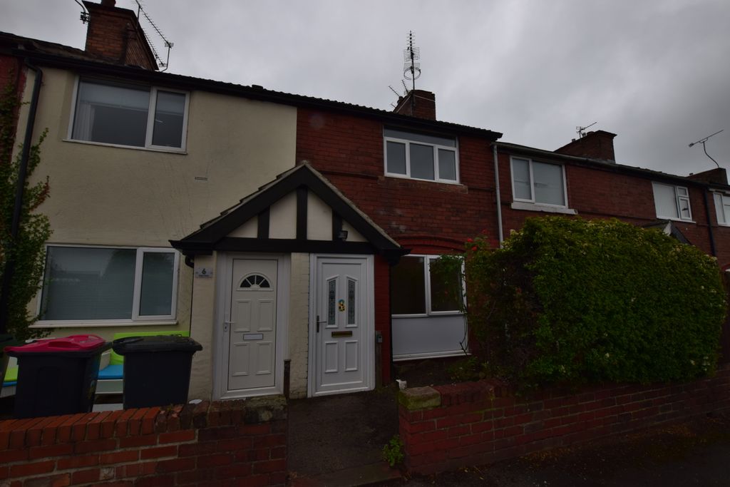 Property photo 2 of 8