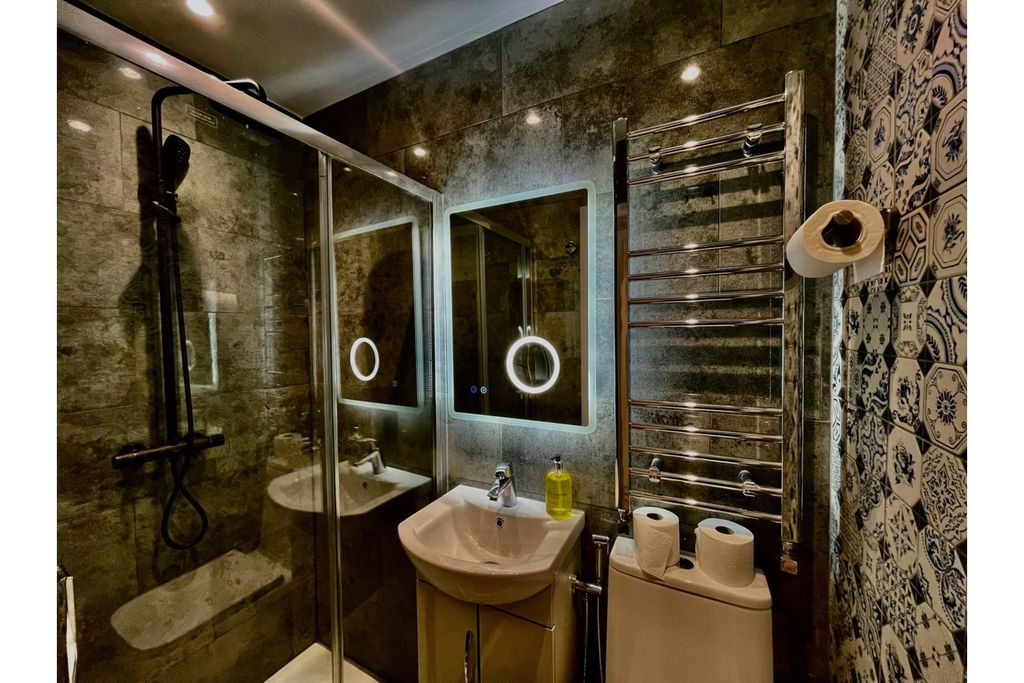 Additional image 24 of 6 bed end terrace house for saleWhitton Avenue West, Greenford UB6